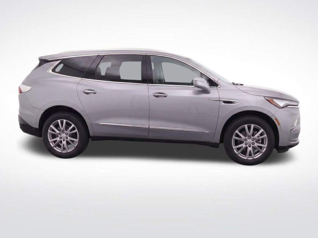 Certified 2024 Buick Enclave Essence w/ Experience Buick Package AWD/4WD image 39