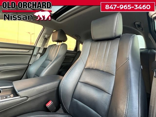 Used 2022 Honda Accord Touring image 14