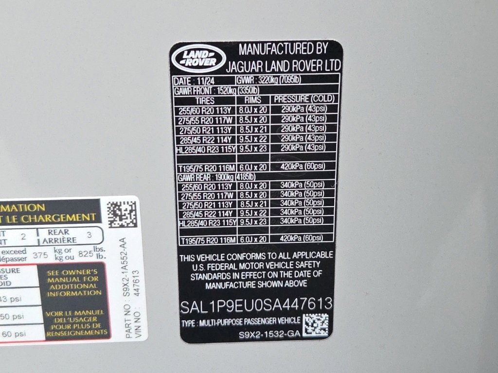 Used 2025 Land Rover Range Rover Sport SE image 30