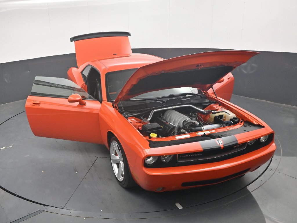 Used 2009 Dodge Challenger SRT8 RWD image 38
