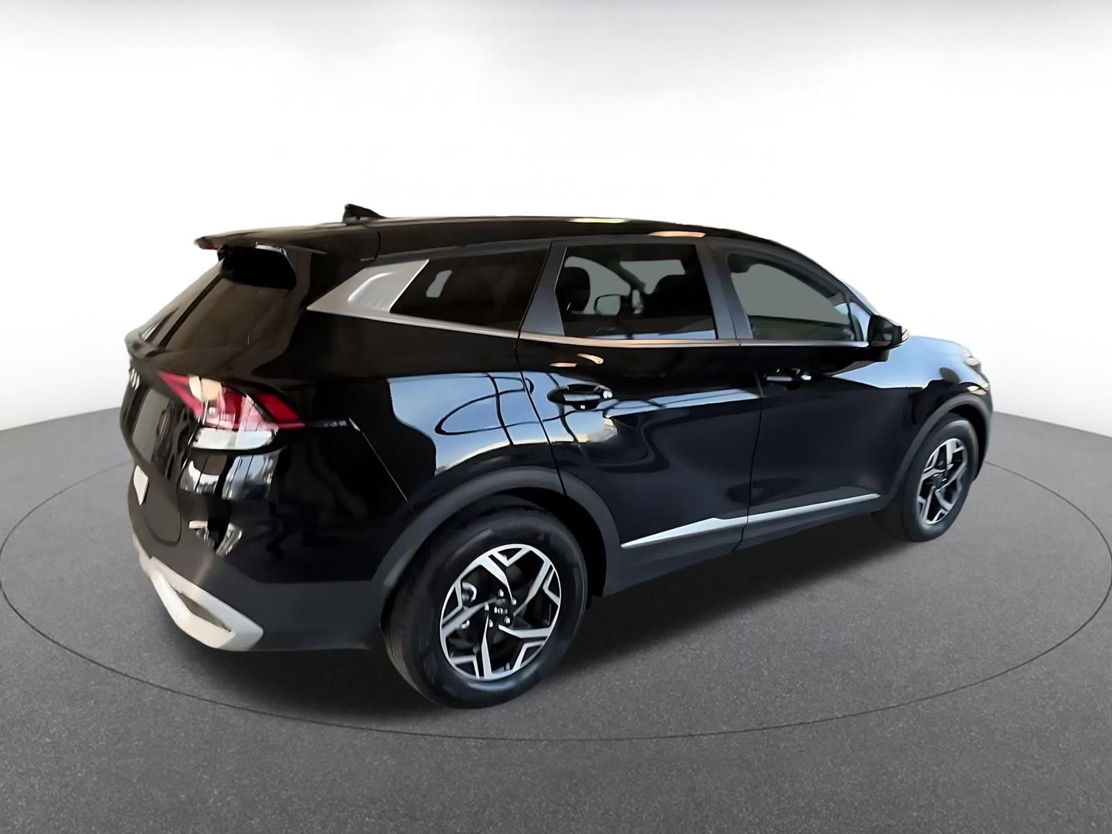 Used 2025 Kia Sportage LX image 21