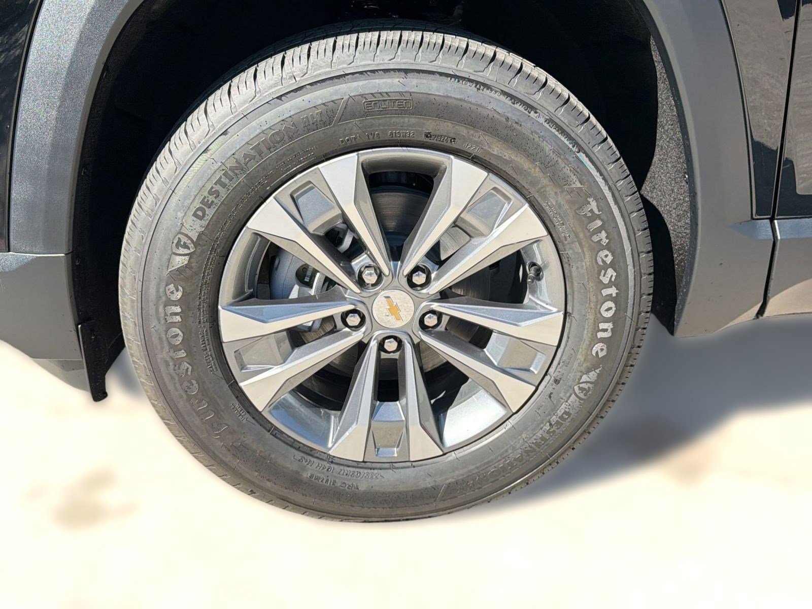 New 2026 Chevrolet Equinox LT w/ Safety and Technology Package FWD image 11