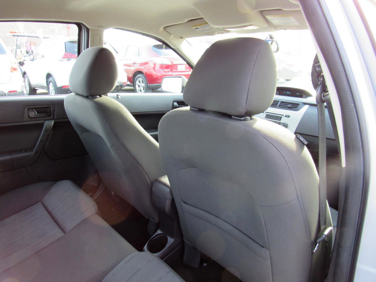 Used 2008 Ford Focus SE image 28