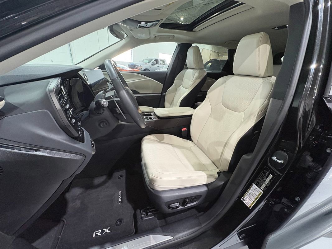 Used 2024 Lexus RX 350 image 9