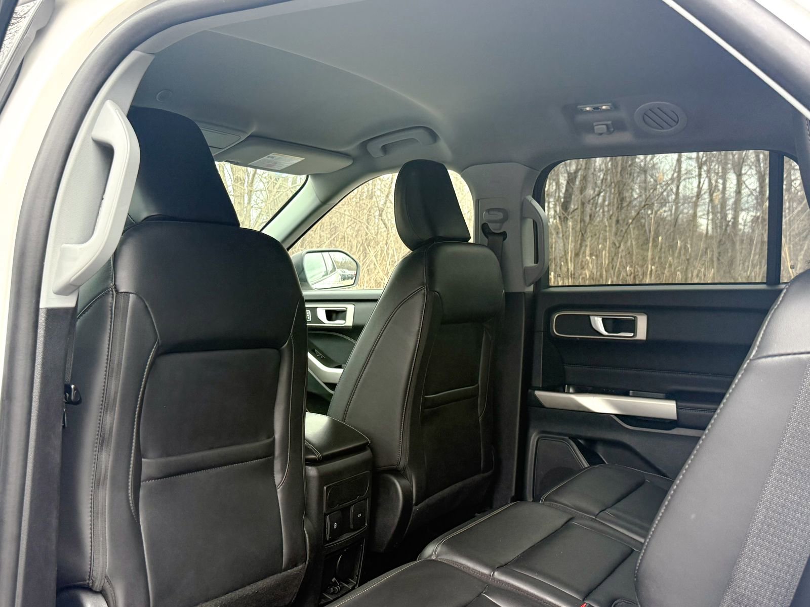 Certified 2023 Ford Explorer XLT w/ Equipment Group 202A image 20