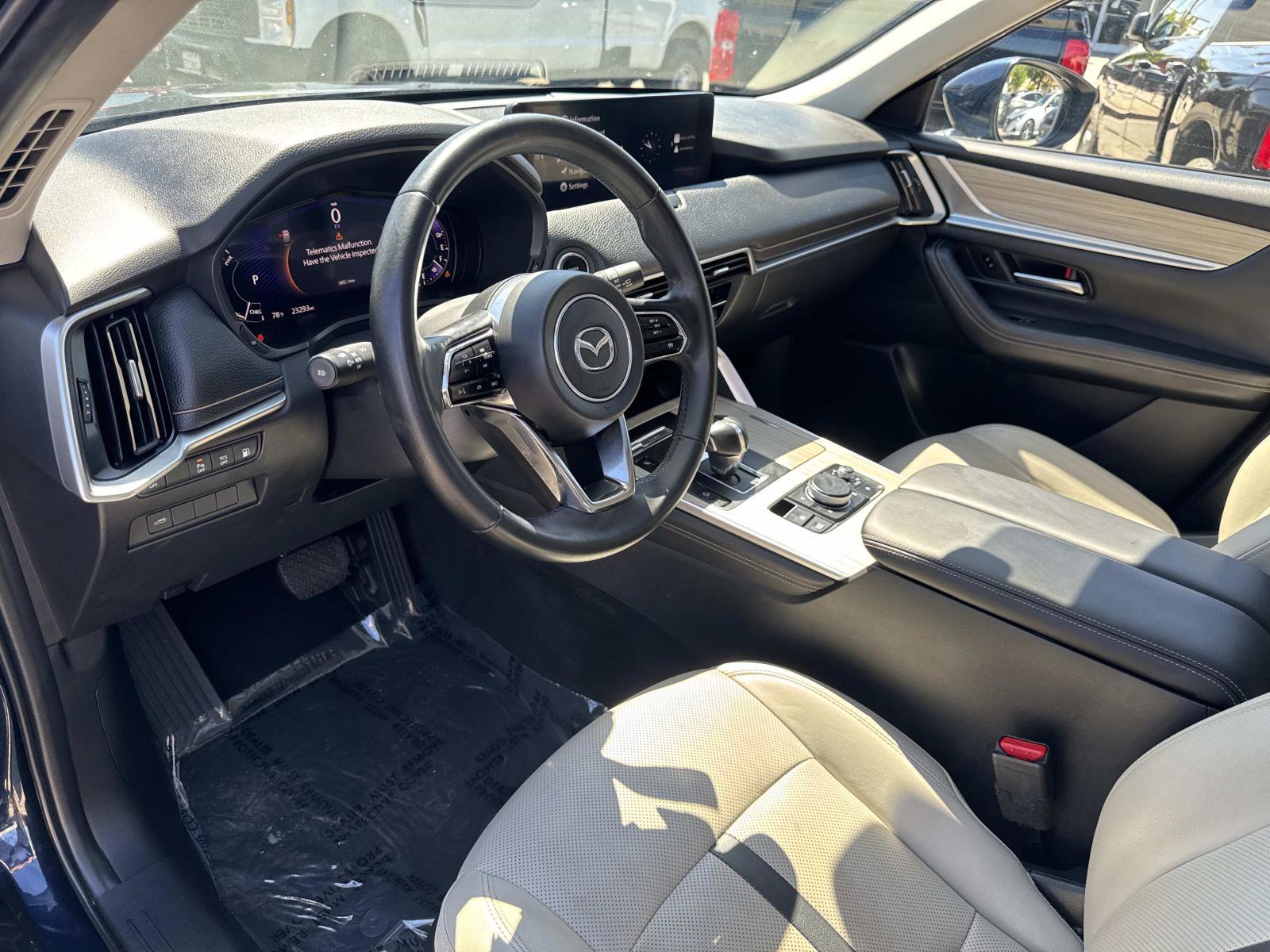 Used 2025 MAZDA CX-90 Plug-In Hybrid w/ Preferred AWD/4WD image 15