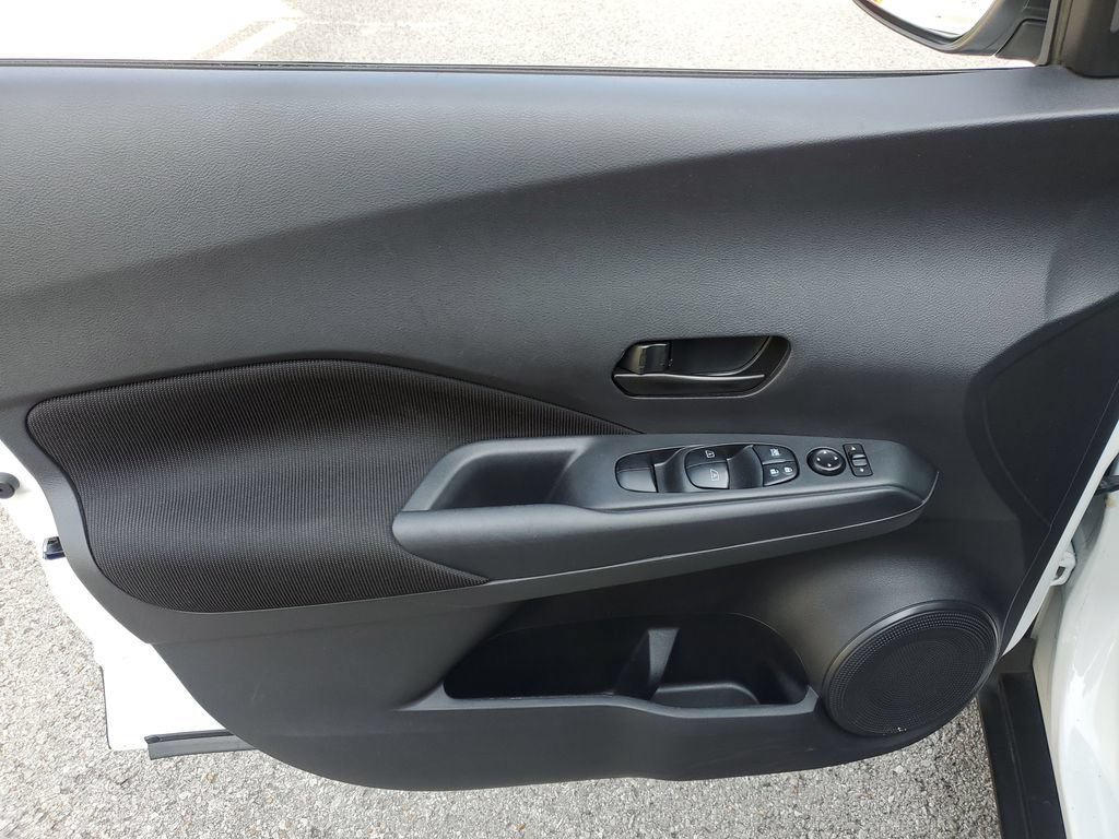 Certified 2024 Nissan Kicks S FWD image 14