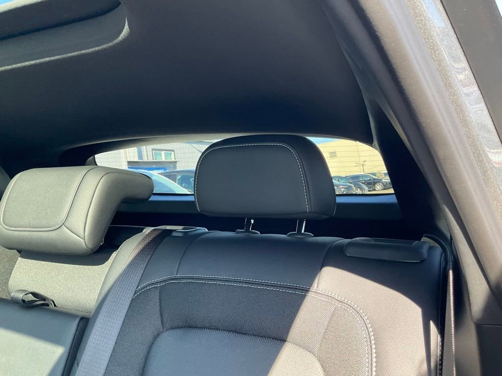 Used 2025 Chevrolet Blazer EV LT image 32