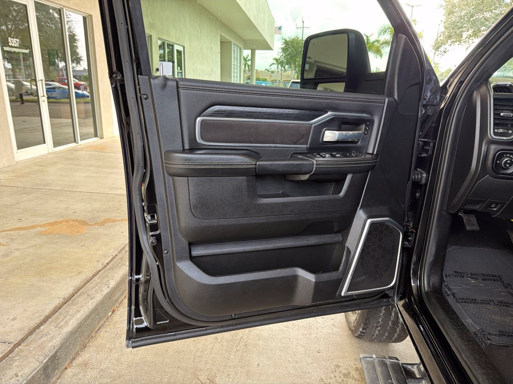 Used 2023 RAM 2500 Laramie w/ Night Edition AWD/4WD image 46