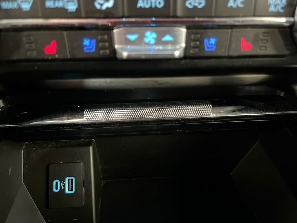 Used 2022 Ford F150 Lariat image 21