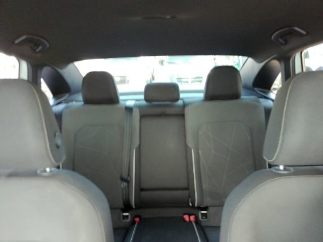Used 2025 Volkswagen Jetta Sport image 32