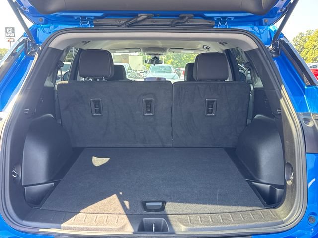 Used 2025 Chevrolet Blazer LT FWD image 12