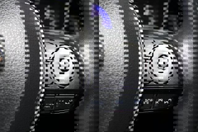 Used 2019 Toyota Corolla XSE FWD image 18