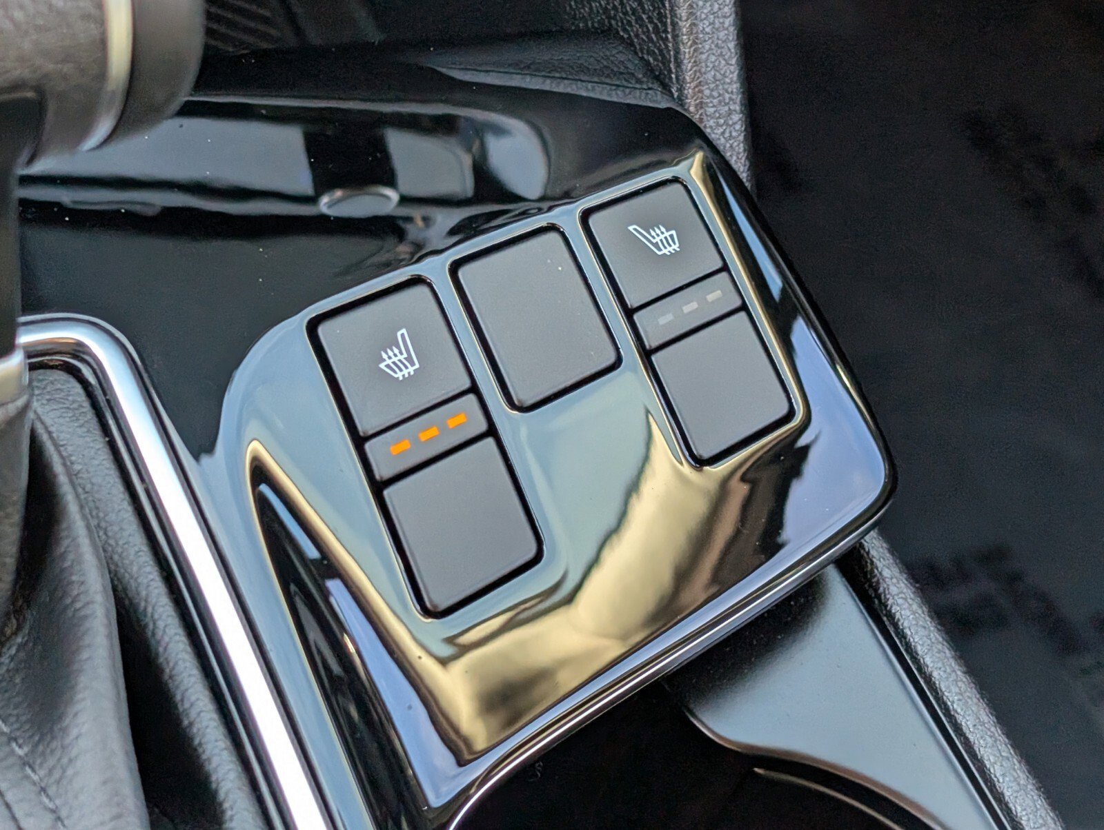 Used 2025 Kia Sportage EX image 27