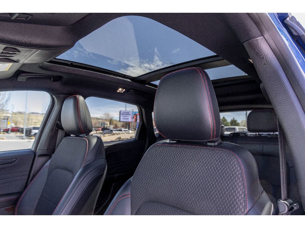 Used 2023 Ford Escape ST-Line w/ Tech Pack #1 AWD/4WD image 17