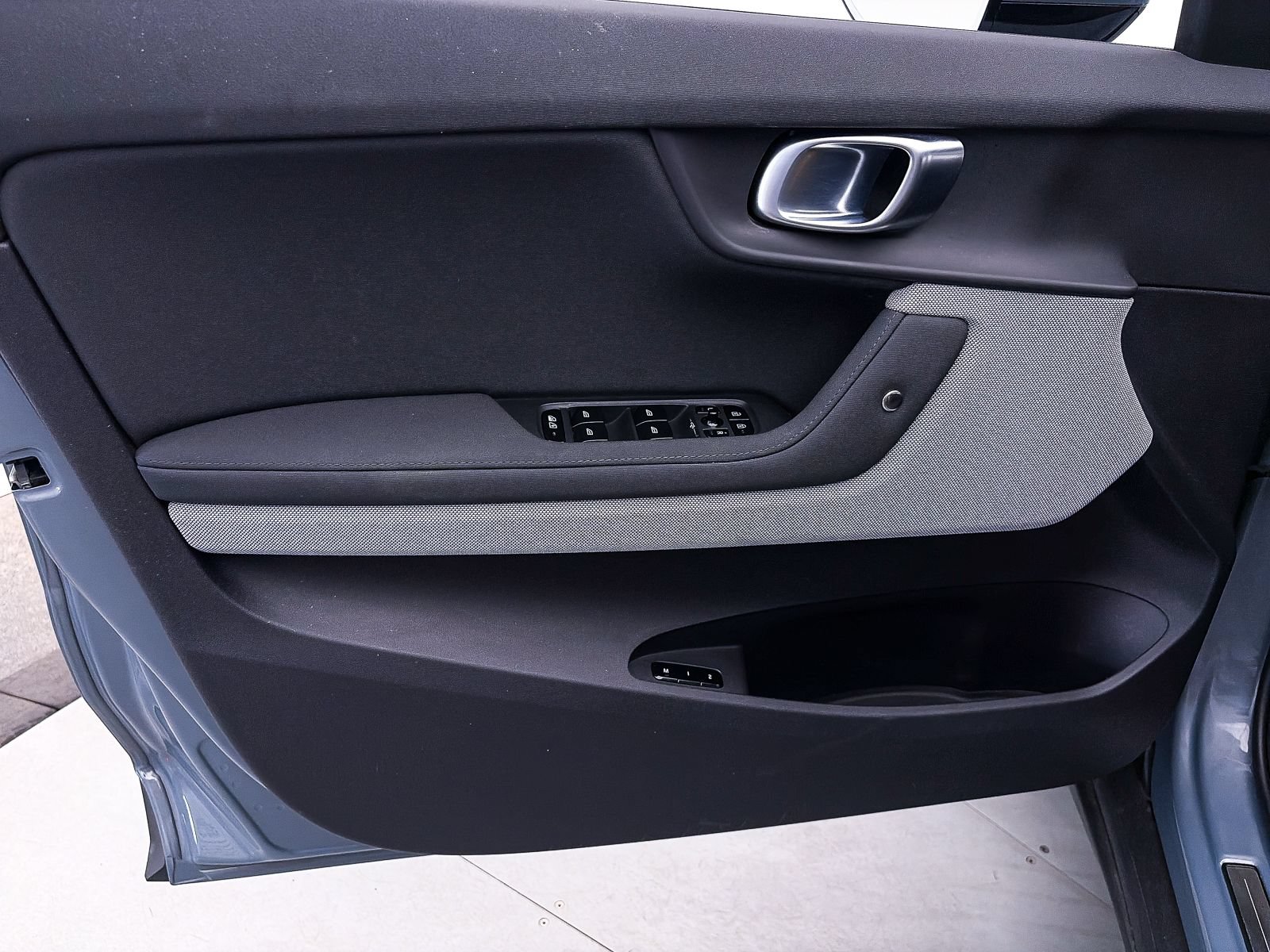 Used 2023 Polestar Polestar 2 w/ Pilot Pack AWD/4WD image 16