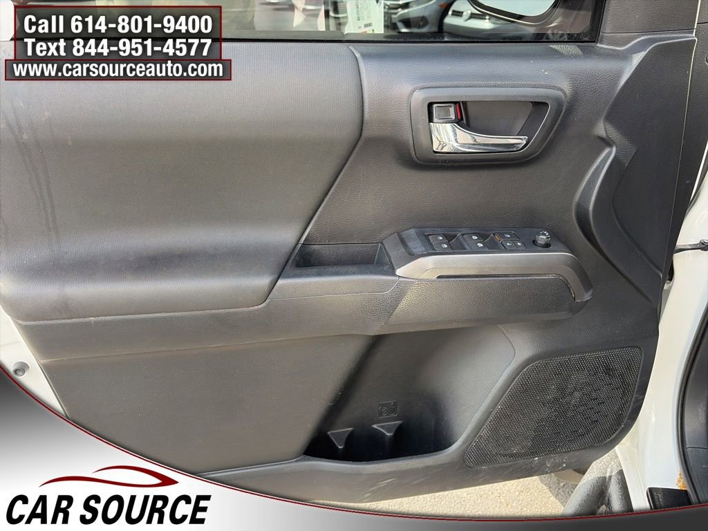 Used 2019 Toyota Tacoma TRD Sport image 14