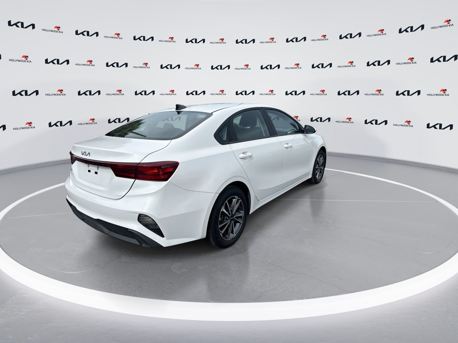 Certified 2024 Kia Forte LXS FWD image 8