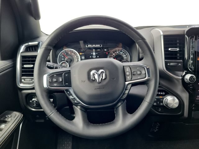 Used 2025 RAM 1500 Laramie AWD/4WD image 13