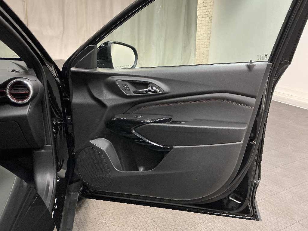 New 2026 Chevrolet Trax RS image 23