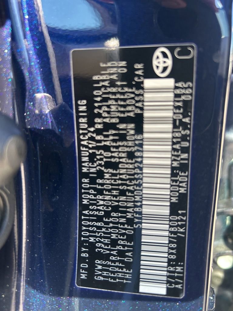 Used 2025 Toyota Corolla LE image 41