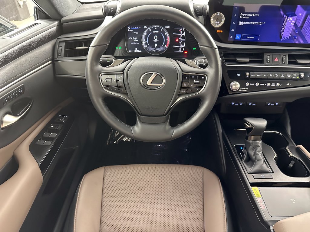 Used 2024 Lexus ES 350 w/ Premium Package FWD image 29
