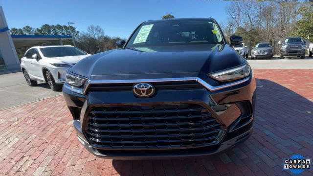 Used 2025 Toyota Grand Highlander AWD image 4