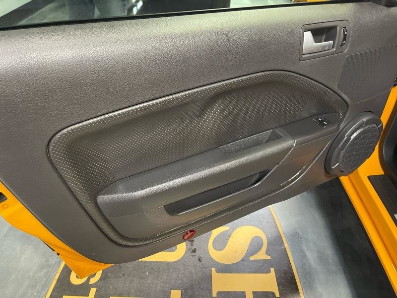 Used 2007 Ford Mustang GT image 33