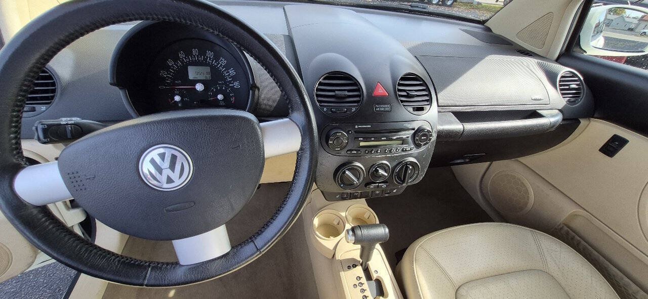 Used 2005 Volkswagen Beetle GLS FWD image 18