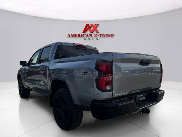 Used 2025 Chevrolet Colorado Z71 w/ Z71 Convenience Package 2 image 3