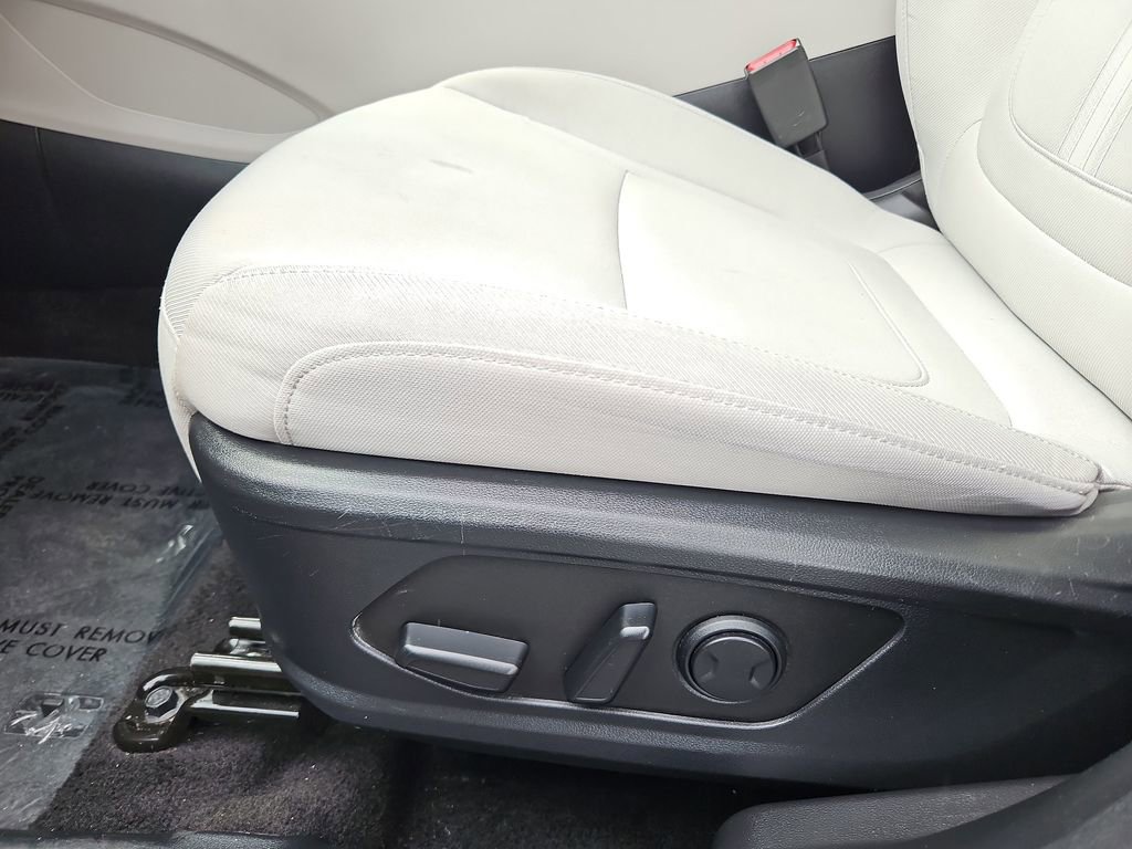 Used 2025 Hyundai Tucson SEL FWD image 24