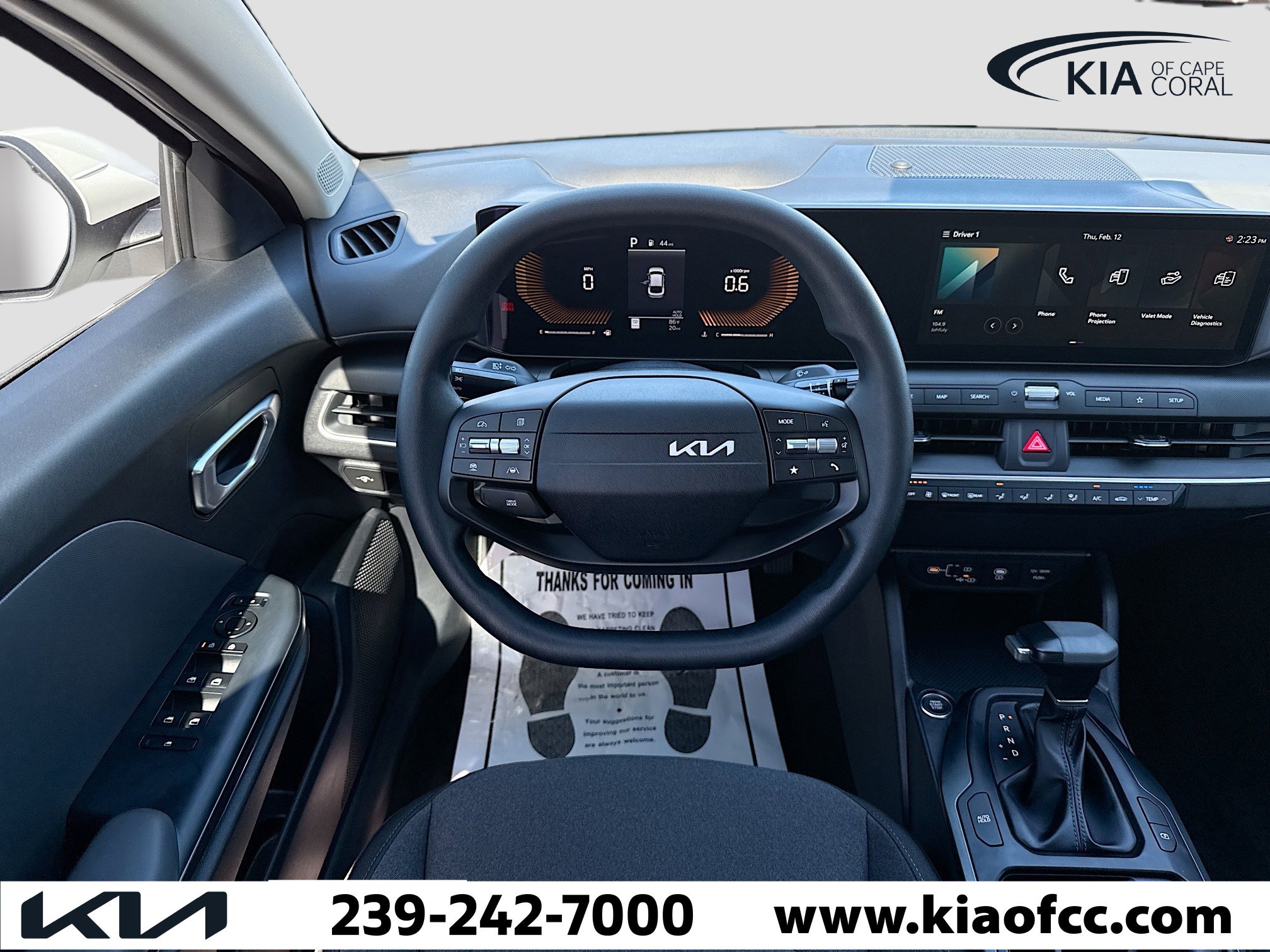 Used 2025 Kia K4 LXS image 16