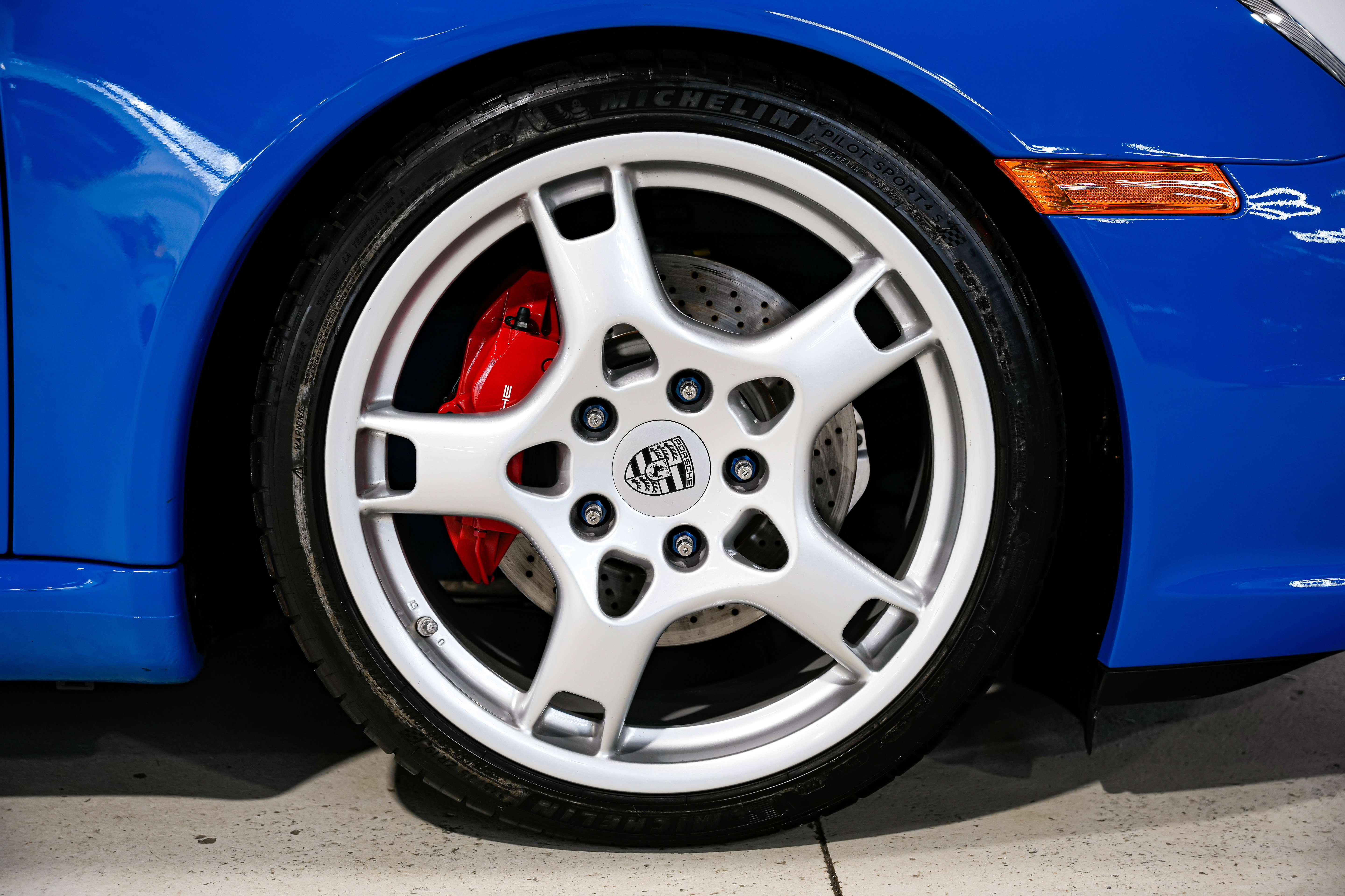 Used 2006 Porsche 911 Carrera S RWD image 44