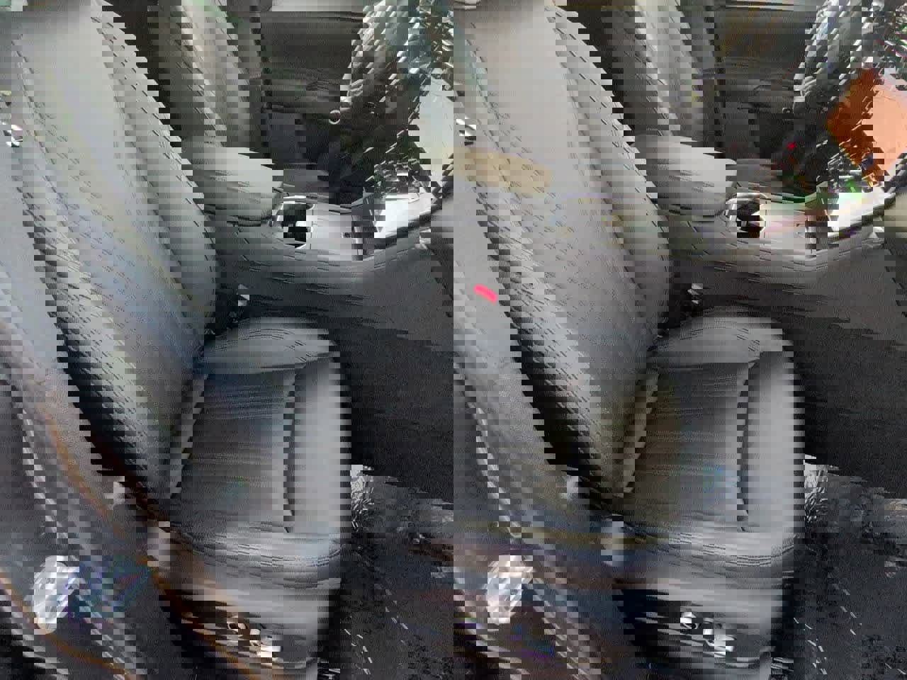 Used 2024 Maserati Grecale GT image 21