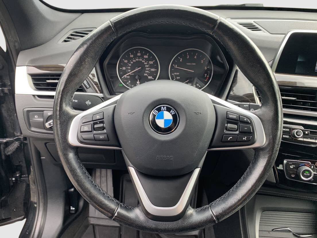 Used 2018 BMW X1 xDrive28i AWD/4WD image 13