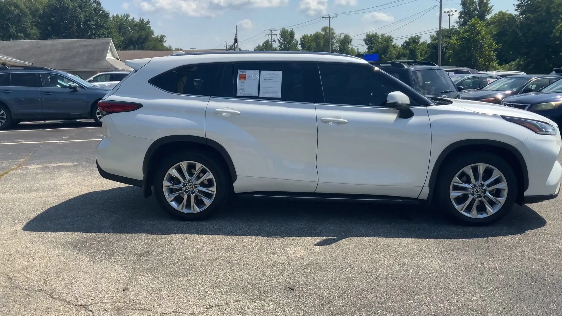 Used 2020 Toyota Highlander Limited AWD/4WD image 9
