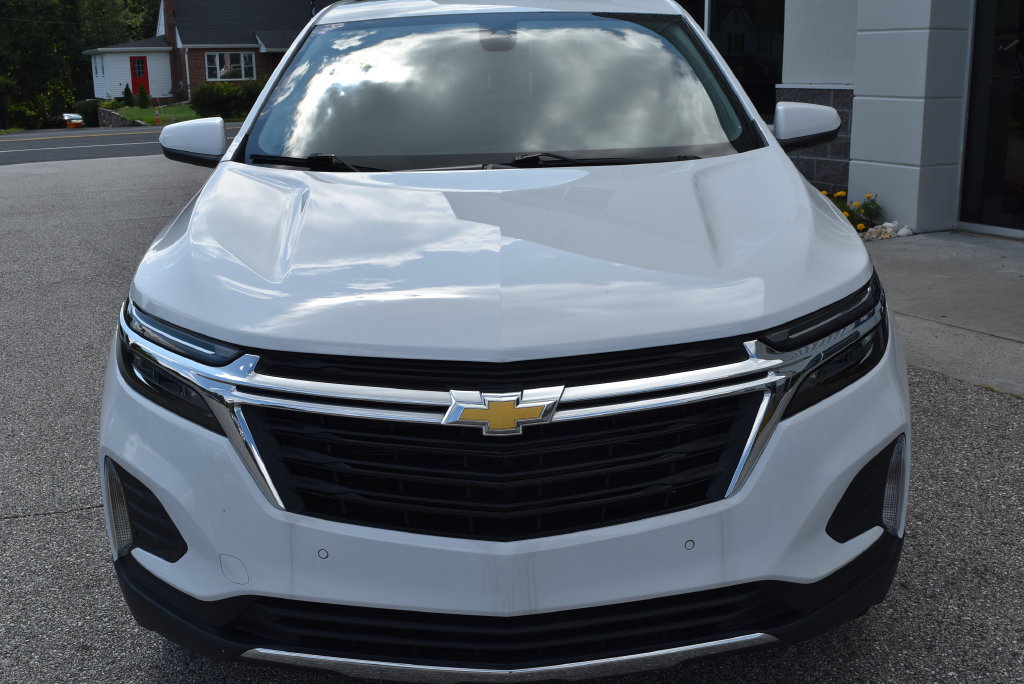 Used 2024 Chevrolet Equinox LT AWD/4WD image 3