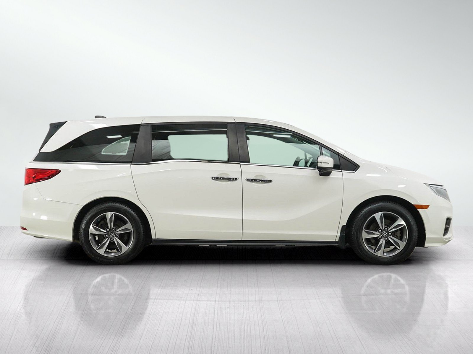 Used 2019 Honda Odyssey EX image 6