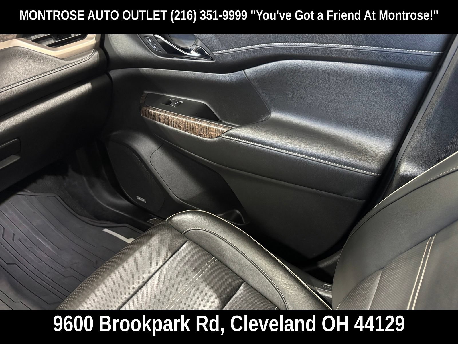 Used 2023 GMC Acadia Denali w/ Black Diamond Edition AWD/4WD image 42