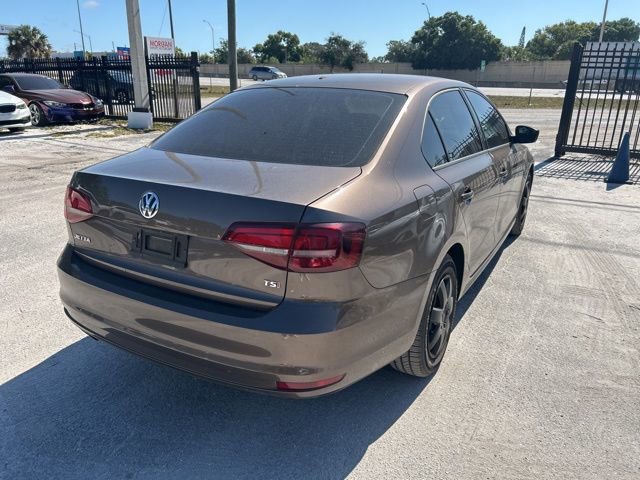 Used 2016 Volkswagen Jetta S FWD image 4