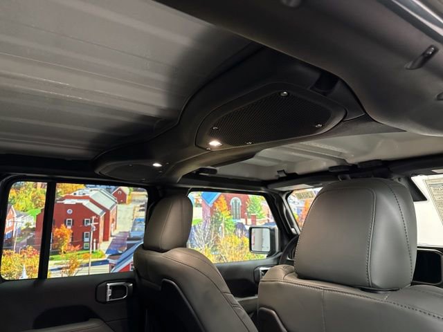 New 2026 Jeep Gladiator Mojave w/ Safety Group image 44