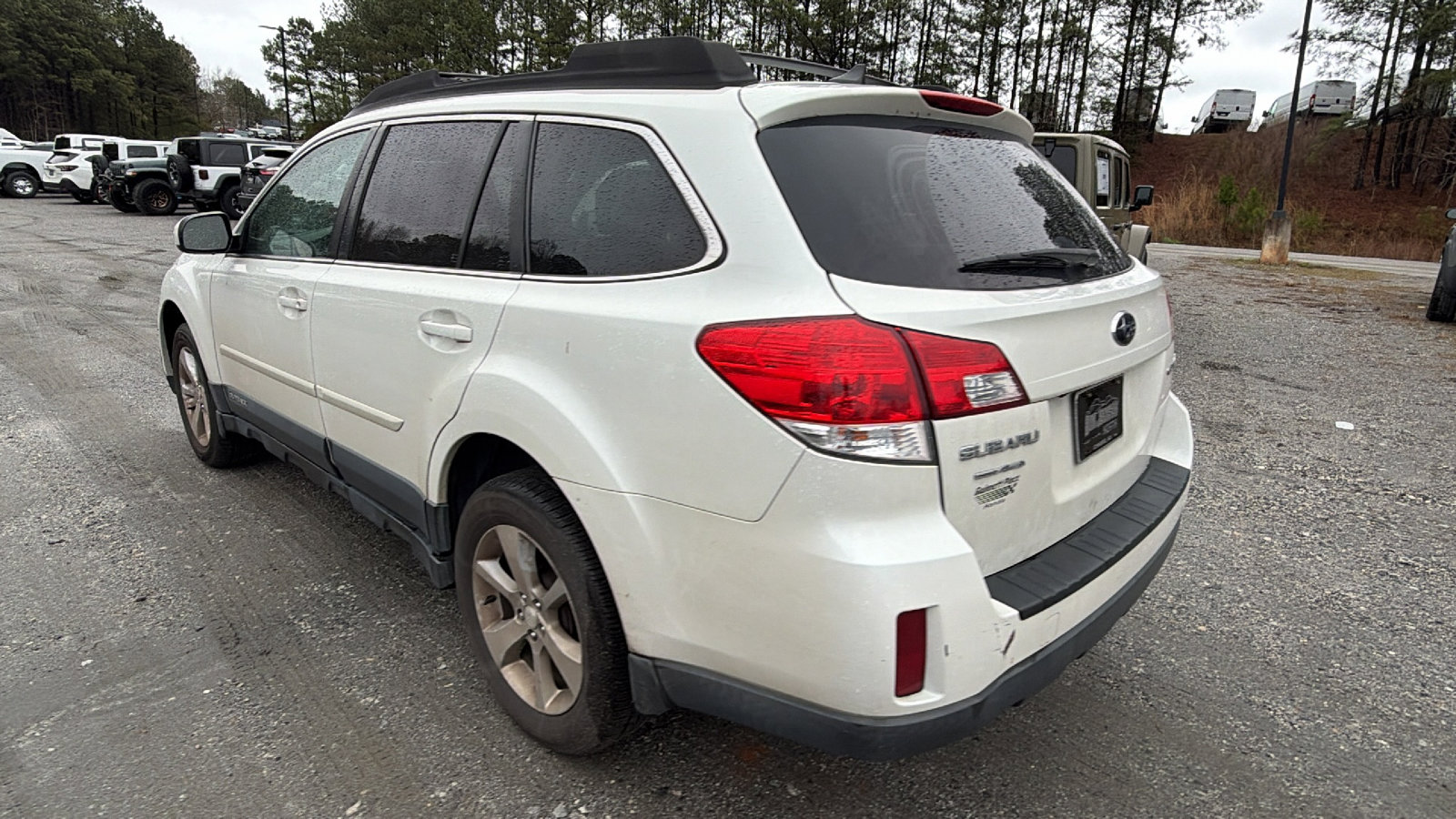 Used 2013 Subaru Outback 2.5i Limited w/ Moonroof Pkg image 10
