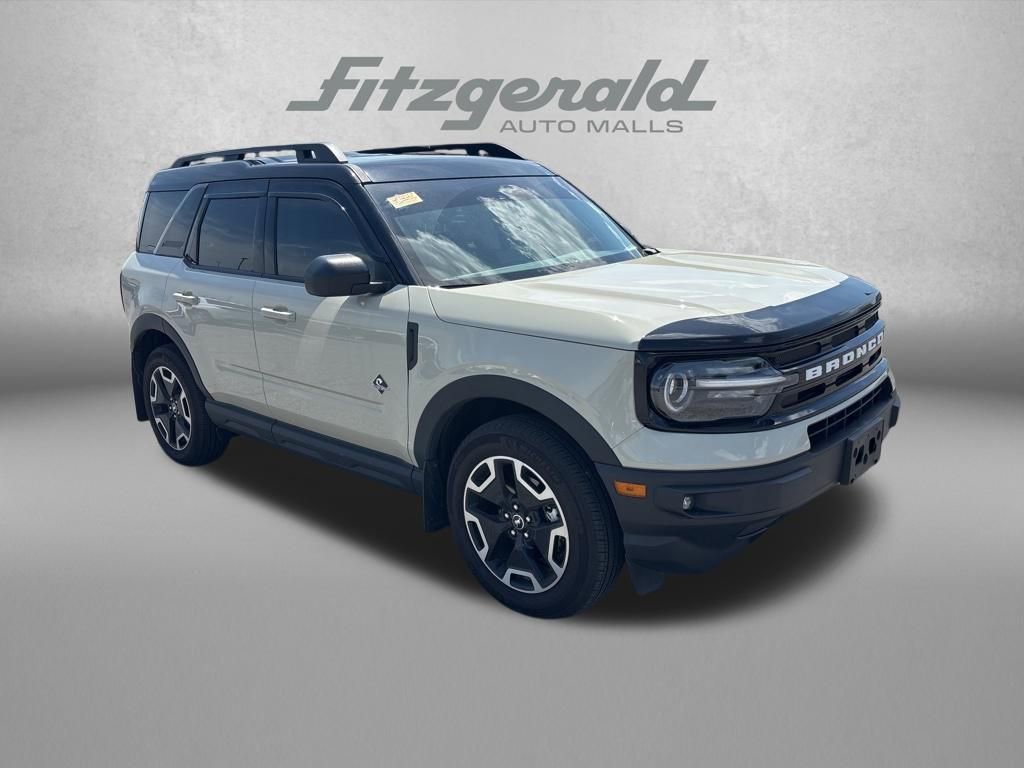 Used 2024 Ford Bronco Sport Outer Banks image 7