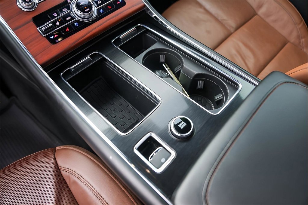 Used 2022 Lincoln Aviator Reserve w/ Equipment Group 201A image 20