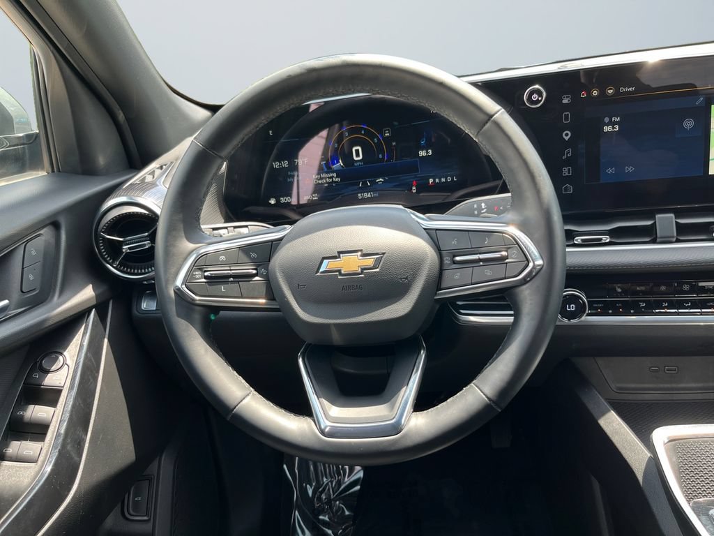 Used 2025 Chevrolet Equinox LT w/ Convenience Package II AWD/4WD image 12