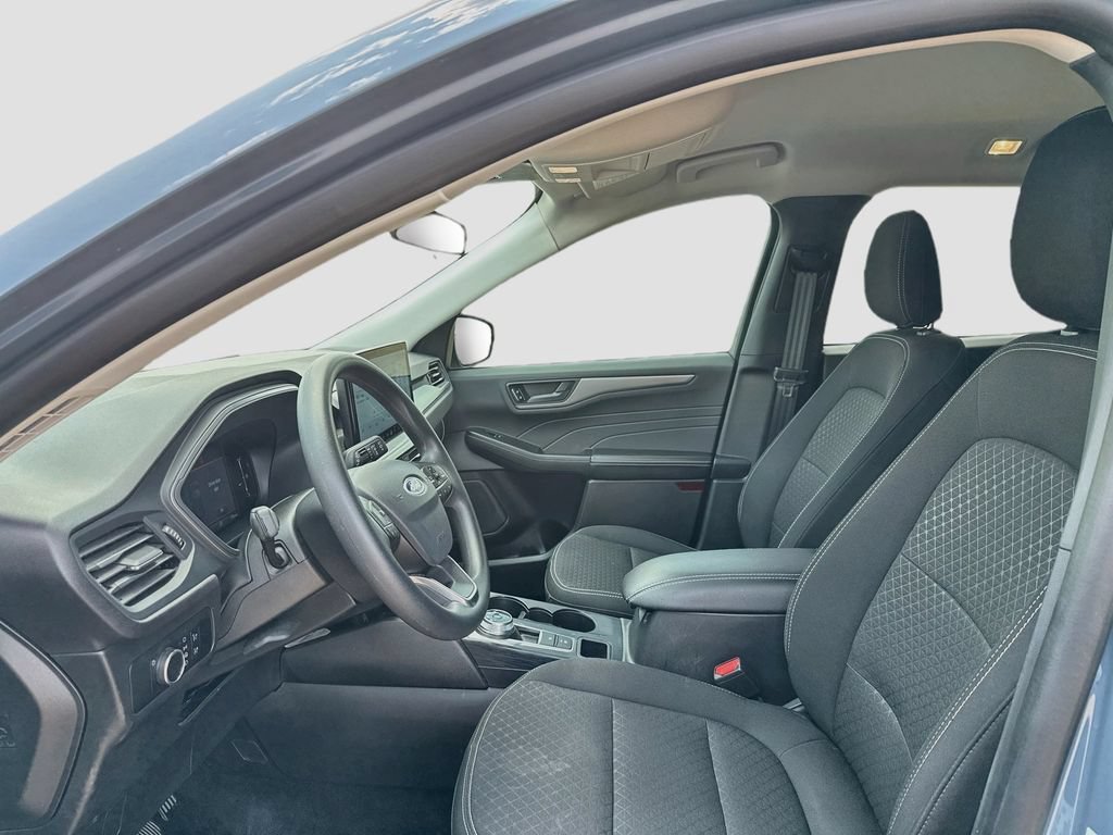 Used 2025 Ford Escape Active w/ Tech Pack #1 FWD image 10