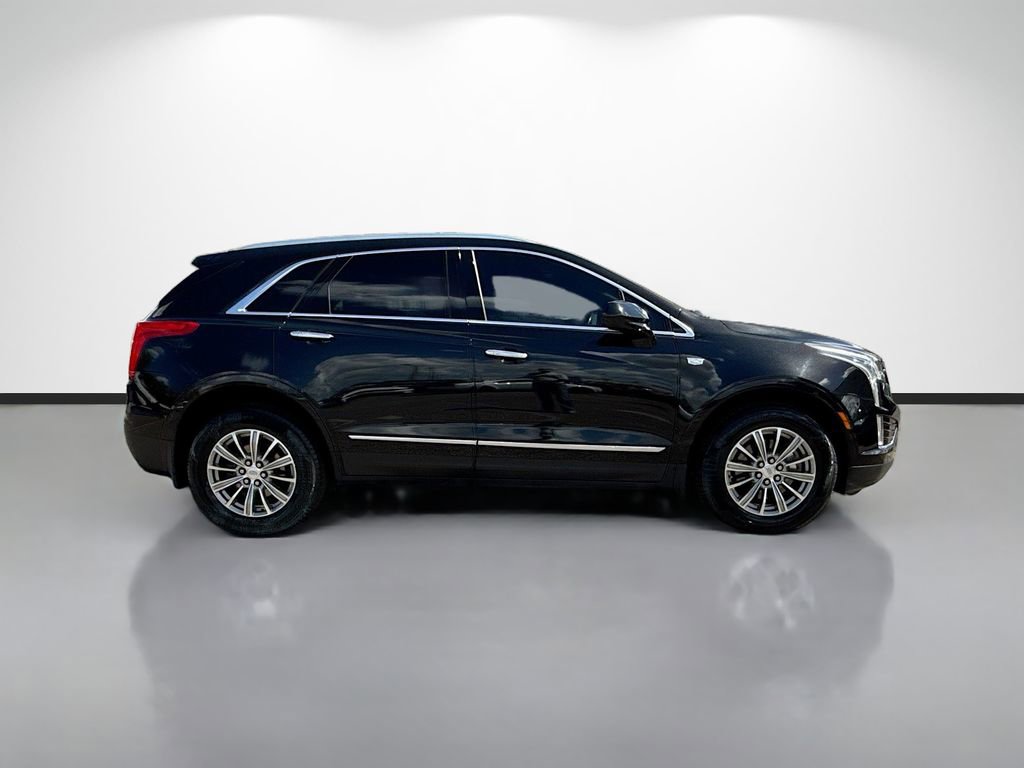 Used 2019 Cadillac XT5 Luxury image 2