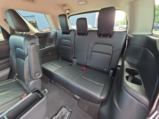 Certified 2024 Nissan Pathfinder SL w/ SL Premium Package AWD/4WD image 24