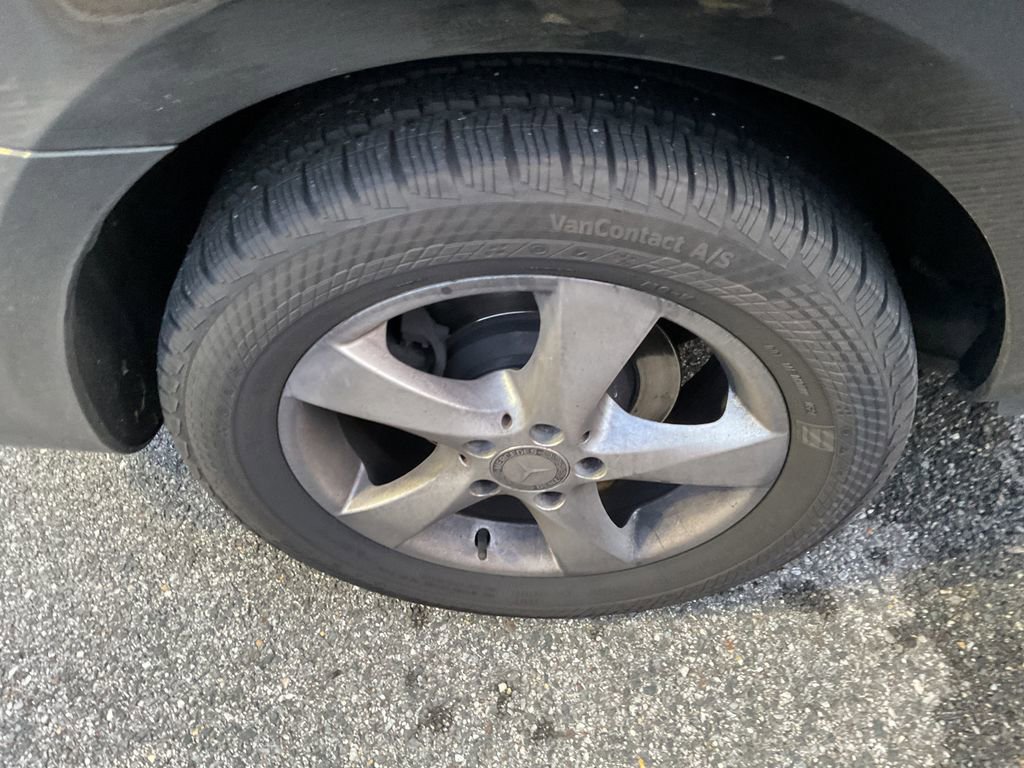 Used 2018 Mercedes-Benz Metris Passenger image 10