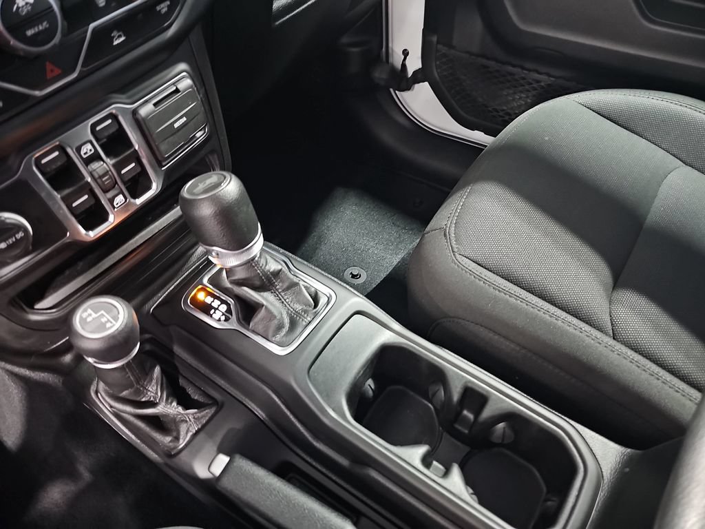 Used 2022 Jeep Wrangler Unlimited Sport AWD/4WD image 24
